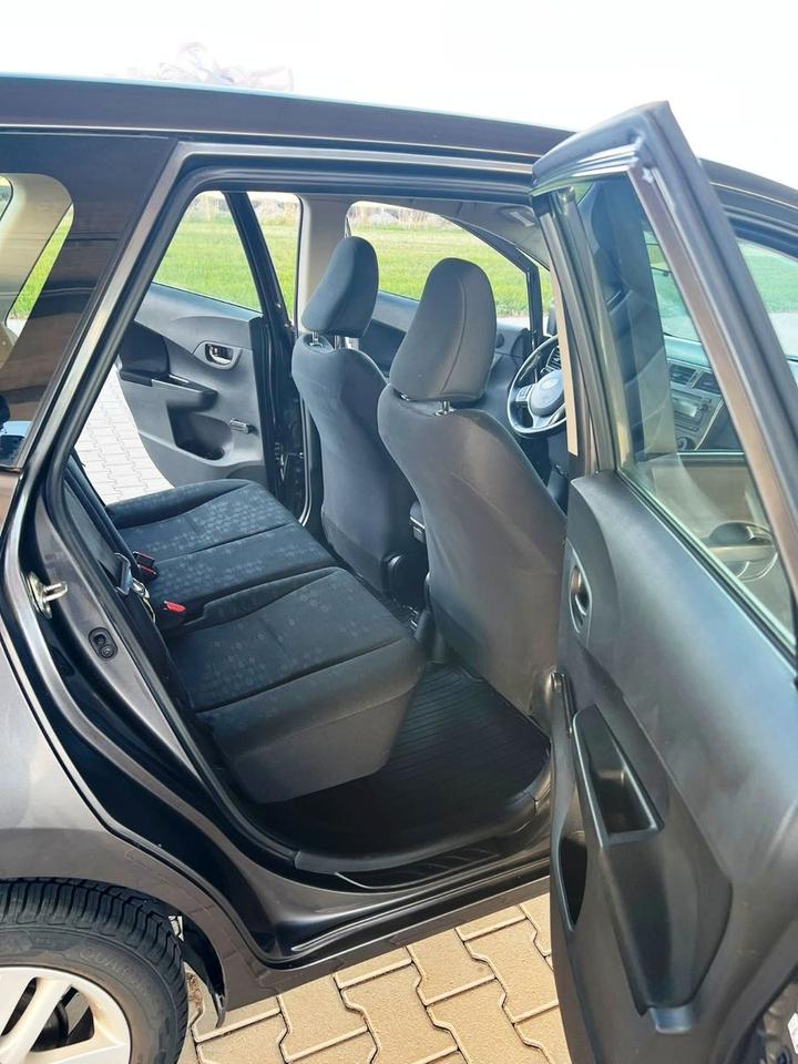 Subaru Trezia 2013 — photo 10