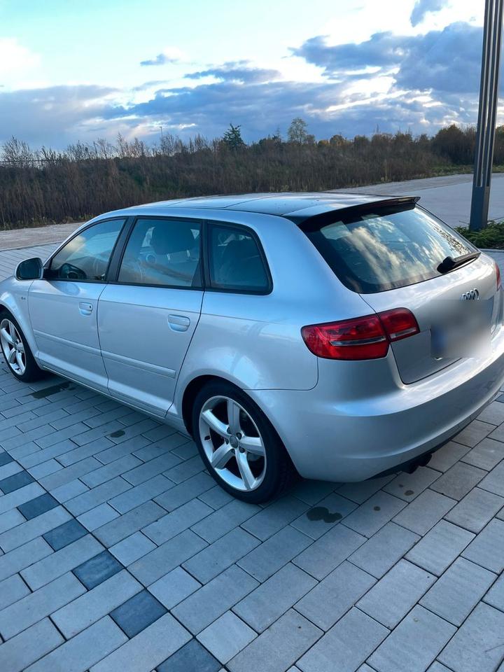 Audi A3 2009 — engine