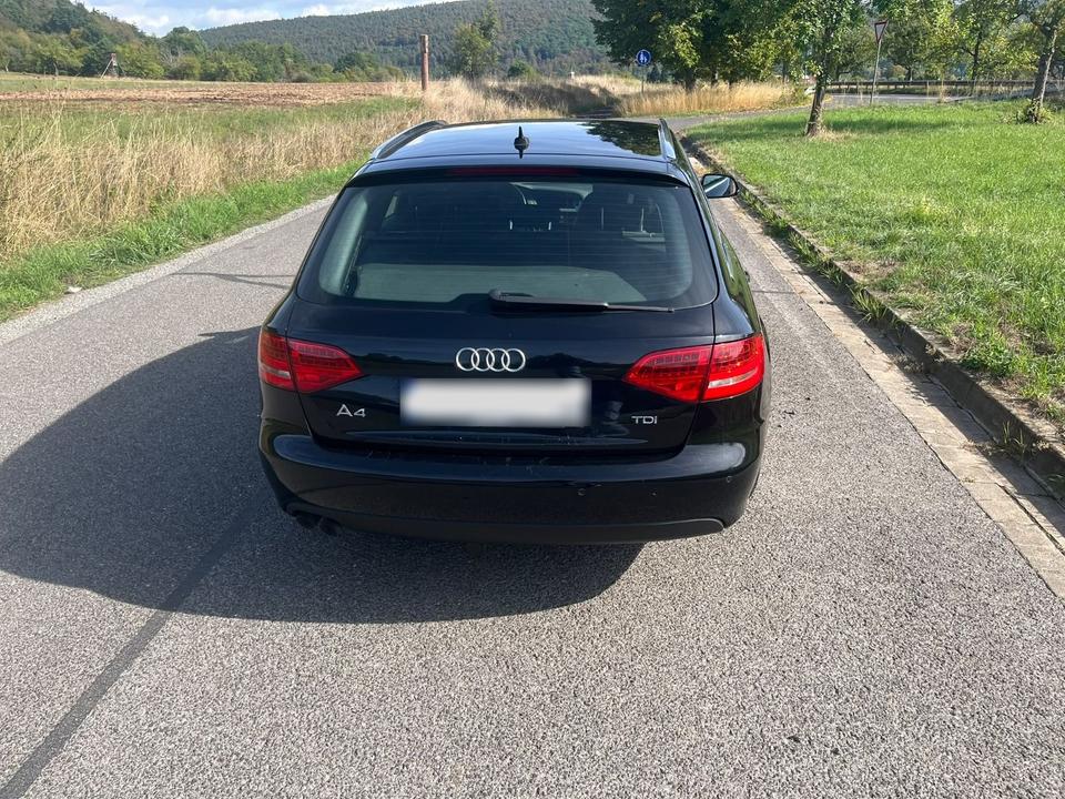 Audi A4 2011 — photo 5