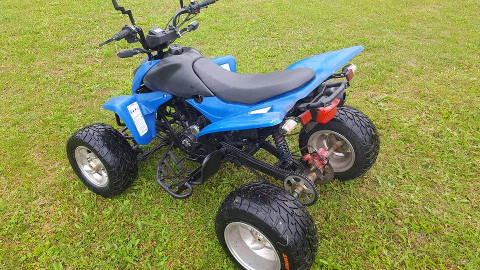  Shineray STXE Quad 250ccm fahrbereit mit TÜV 2008 — engine 250 ccm