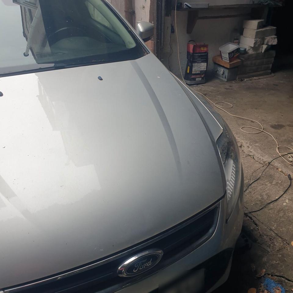 Ford Mondeo 2012 — interior