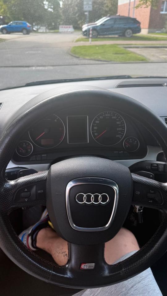 Audi A4 2006 — rear view