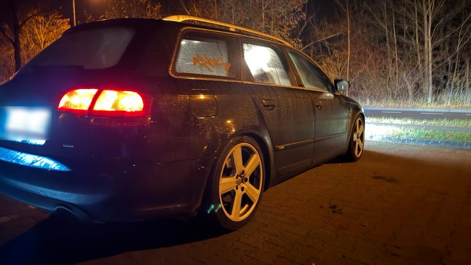 Audi A4 2006 — photo 8
