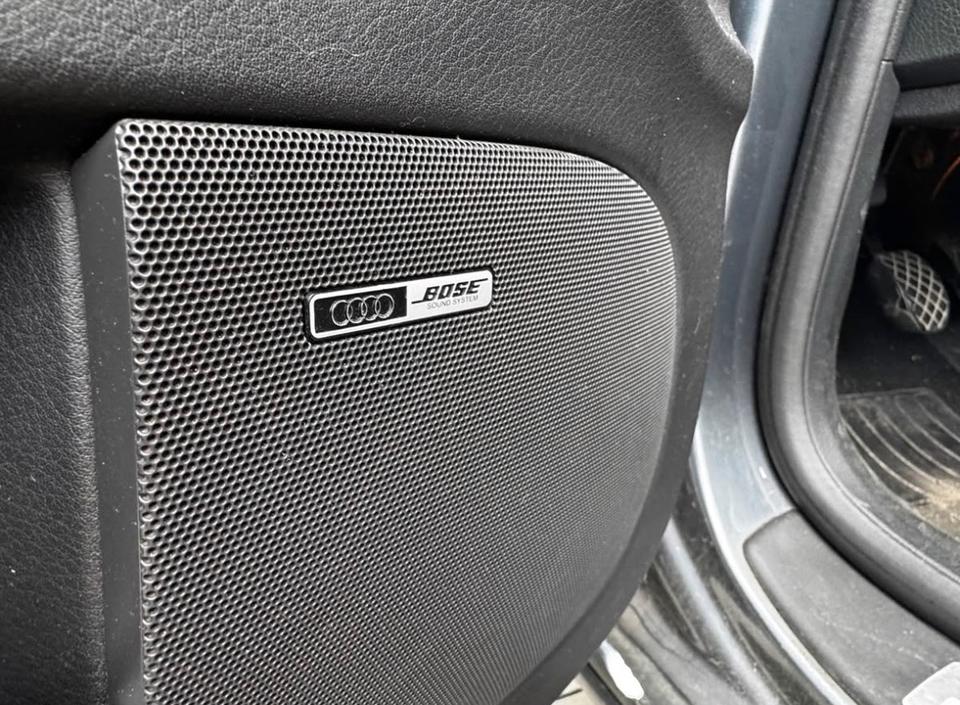 Audi A4 2005 — photo 10