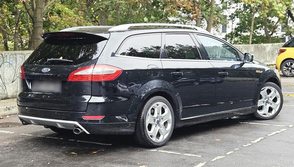 Ford Mondeo 2.2tdci titanium S 2009 — вигляд ззаду