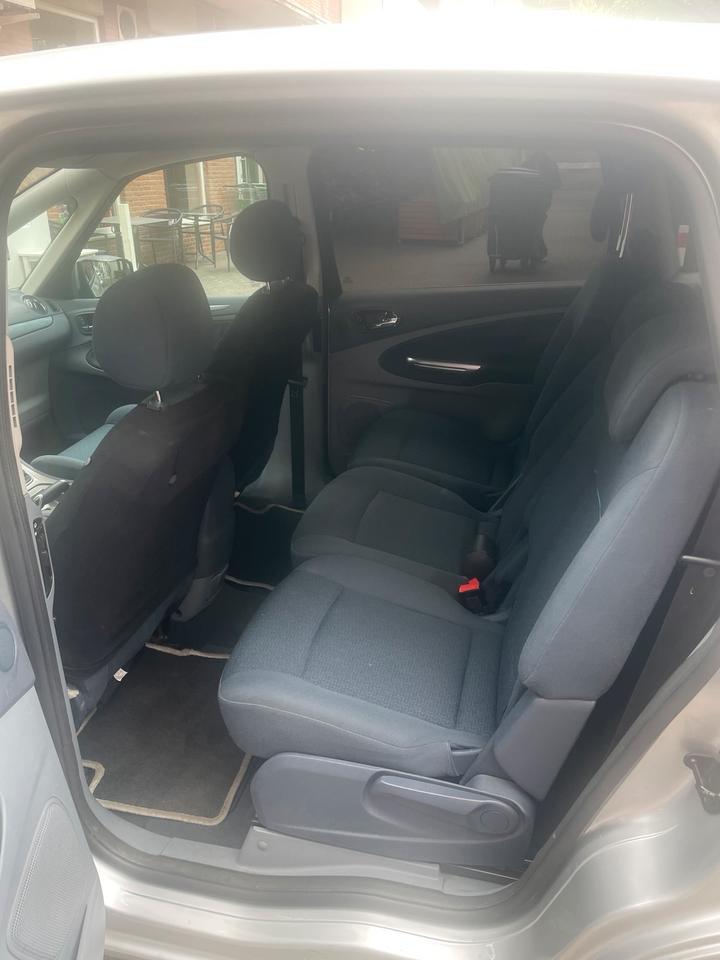 Ford S-Max 2005 — photo 11