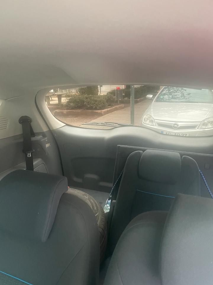 Ford S-Max 2005 — photo 12