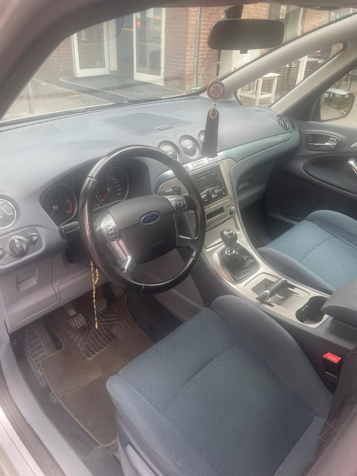 Ford S-Max 2005 — photo 8