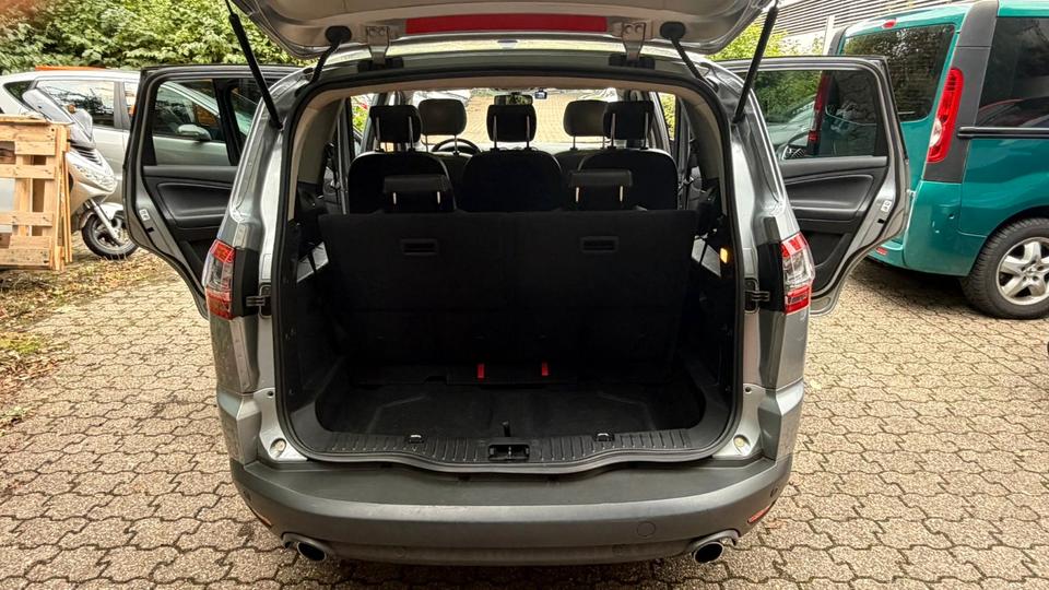 Ford S-Max 2013 — photo 15
