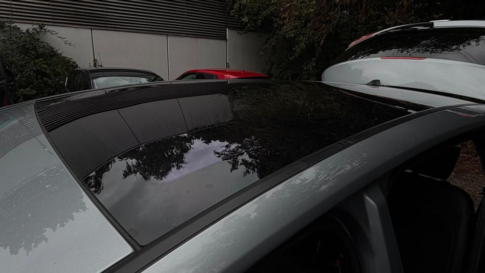 Ford S-Max 2013 — photo 18