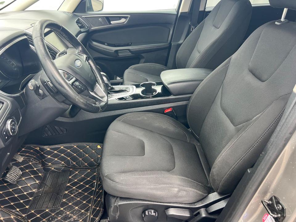 Ford S-Max 2015 — photo 12