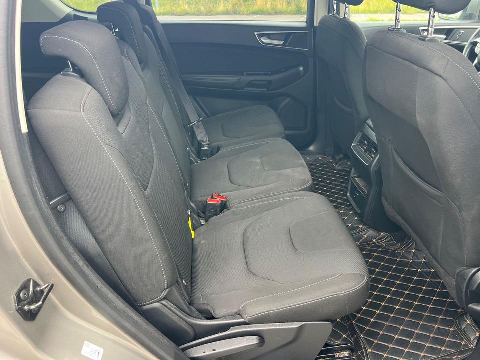 Ford S-Max 2015 — photo 13