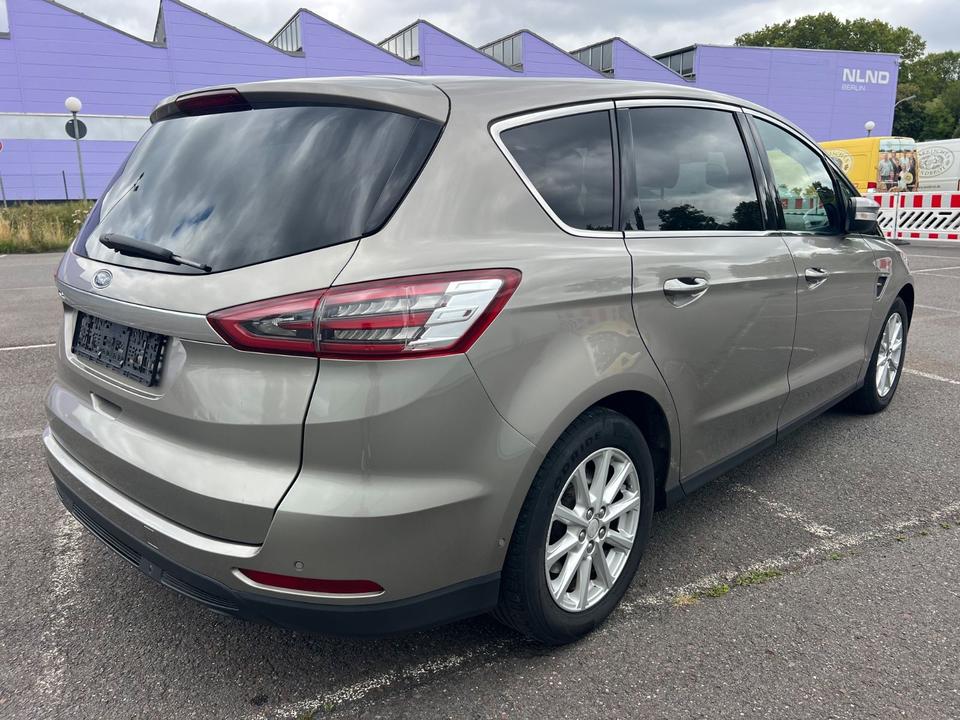Ford S-Max 2015 — photo 9