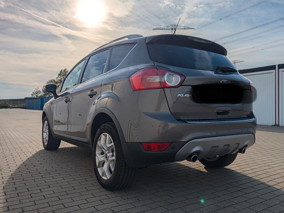 Ford Kuga 2012 — photo 5