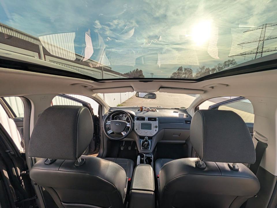Ford Kuga 2012 — photo 9