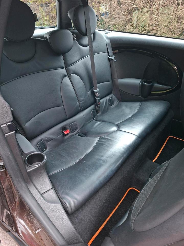 Mini Cooper S 2008 — interior