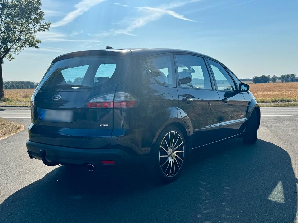 Ford S-Max 2009 — photo 7
