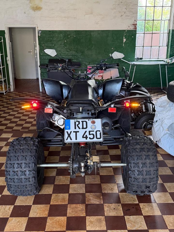 Weitere Motorräder SMC Trasher 520 *Subaru LOF 2014 — rear view
