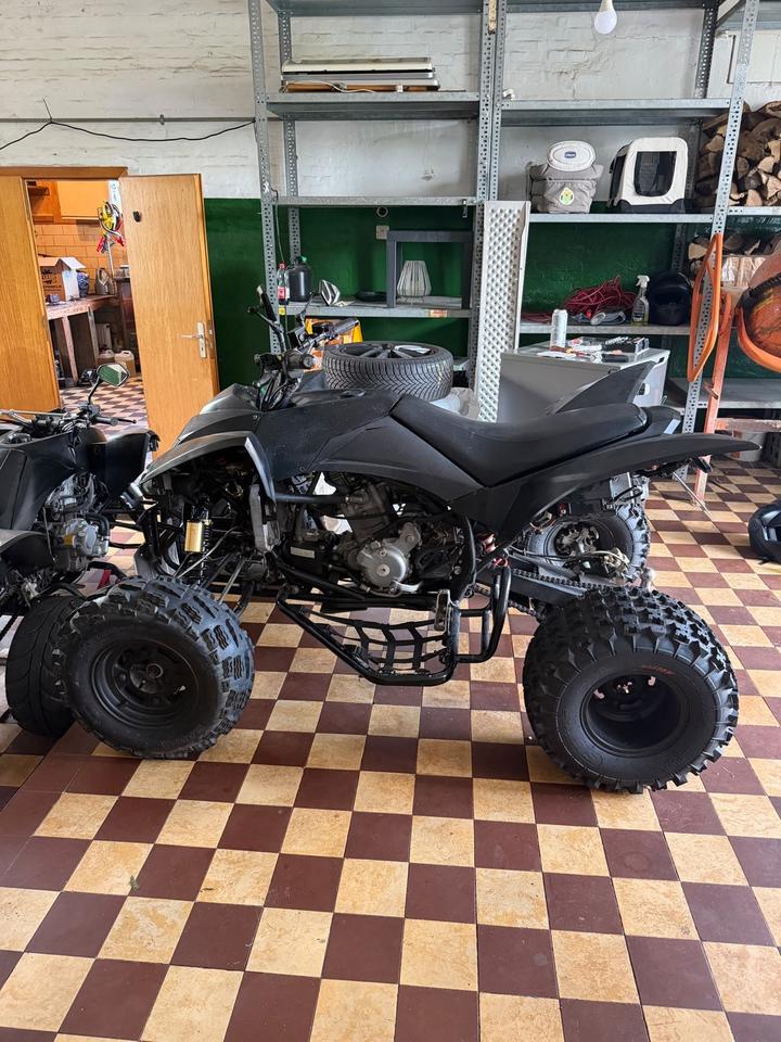 Weitere Motorräder SMC Trasher 520 *Subaru LOF 2014 — interior