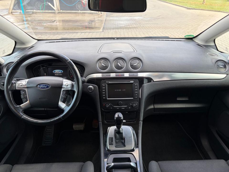 Ford S-Max 2014 — photo 19