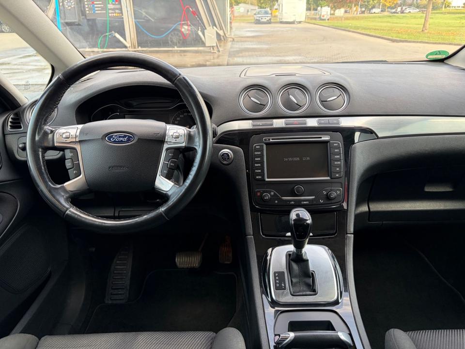 Ford S-Max 2014 — photo 20