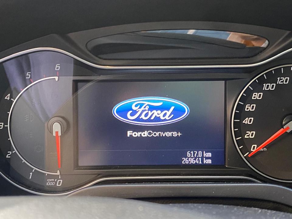 Ford S-Max 2011 — фото 12