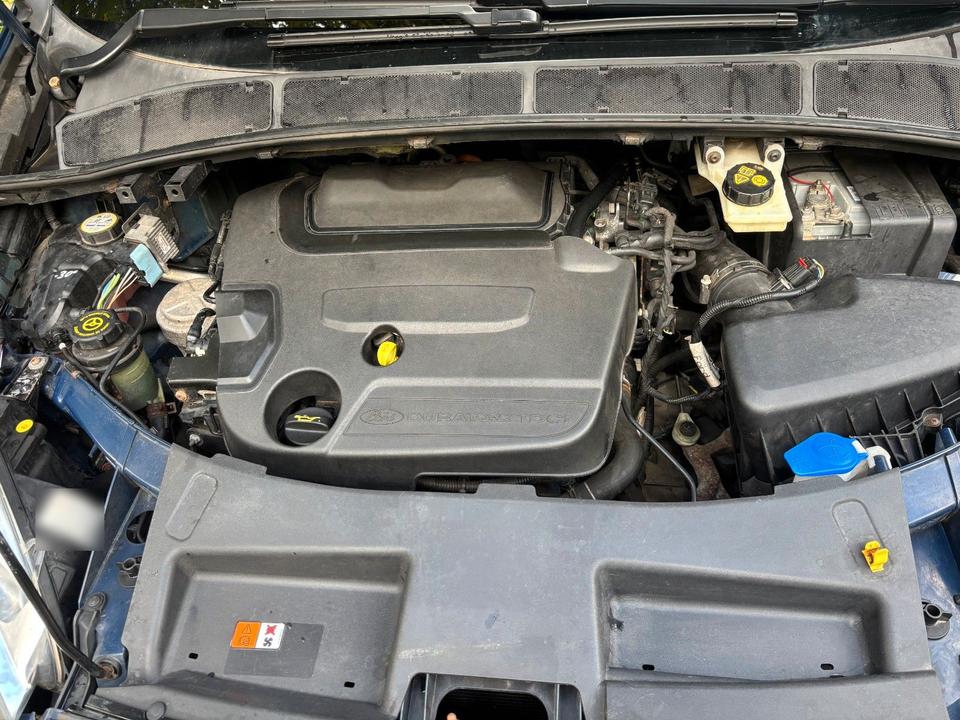 Ford S-Max 2010 — photo 10
