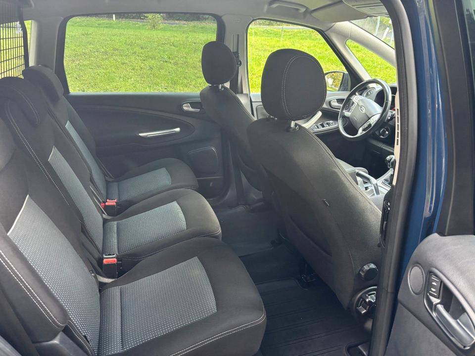 Ford S-Max 2010 — photo 7