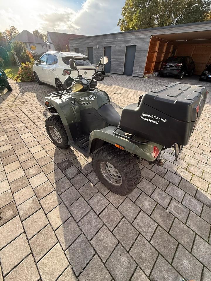 Weitere Motorräder Quad atv arcitic cat 400 2014 — вигляд ззаду