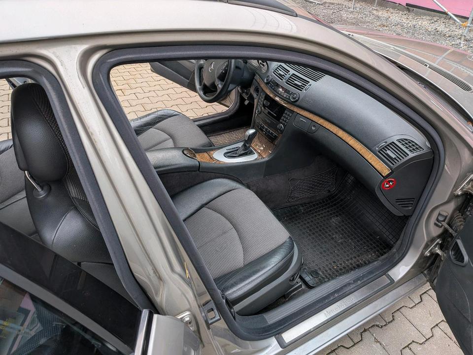 Mercedes Benz Weitere E-Klasse 2004 — photo 6