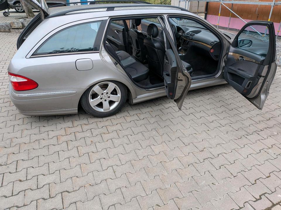 Mercedes Benz Weitere E-Klasse 2004 — photo 7