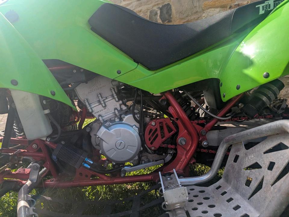 Weitere Motorräder Quad 450ccm Triton 2011 — photo 5