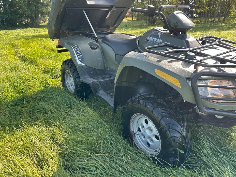  Gelöscht • Arctic cat 700 Diesel 2 Zylinder 4x4 Arbeitstier ATV 2011 — photo 10