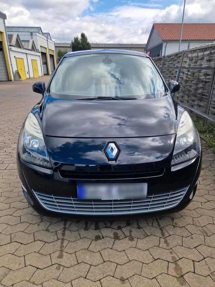 Renault Grand Scenic 2011 — photo 6