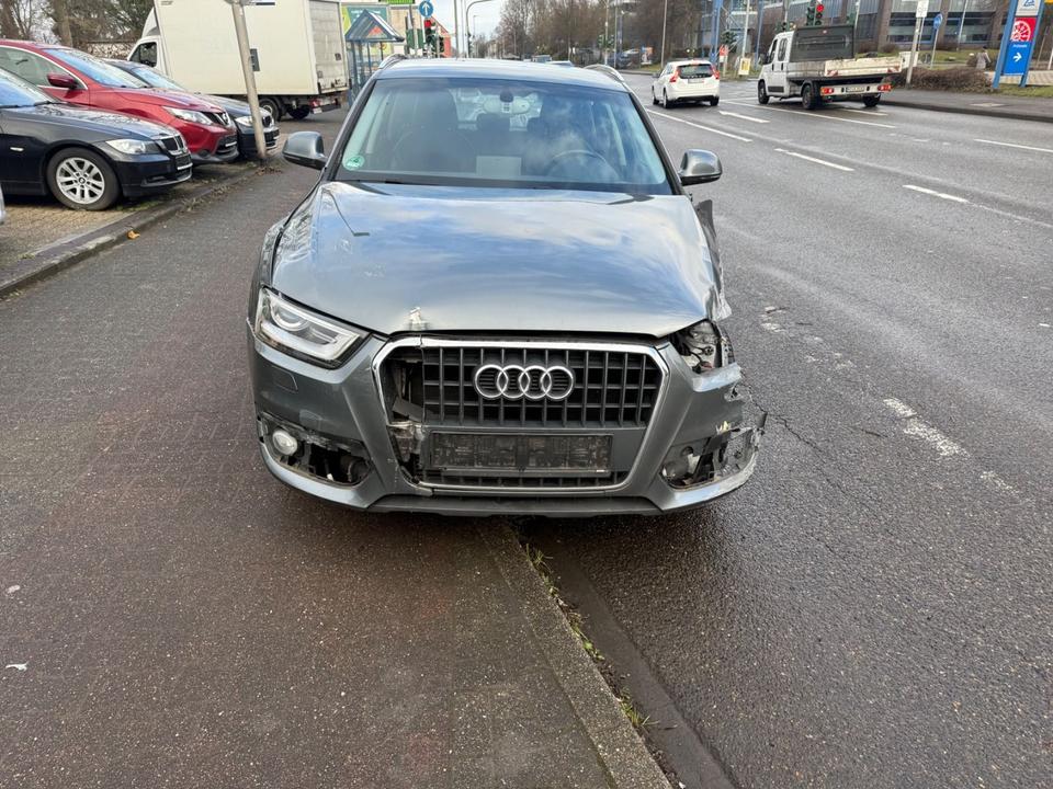 Audi Q3, 2012