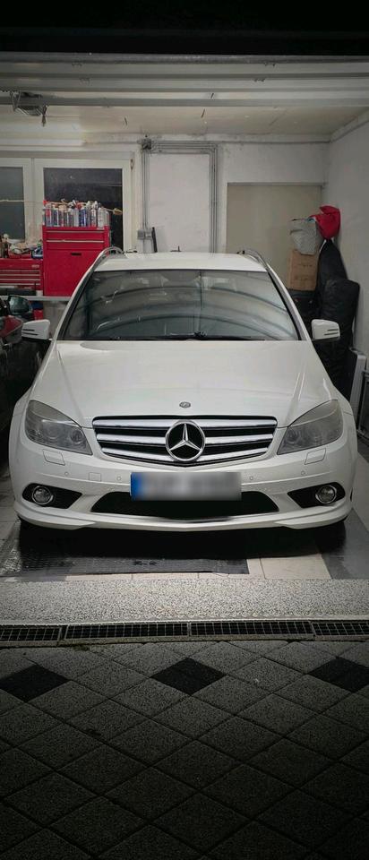 Mercedes Benz C 200 2010 — photo 7