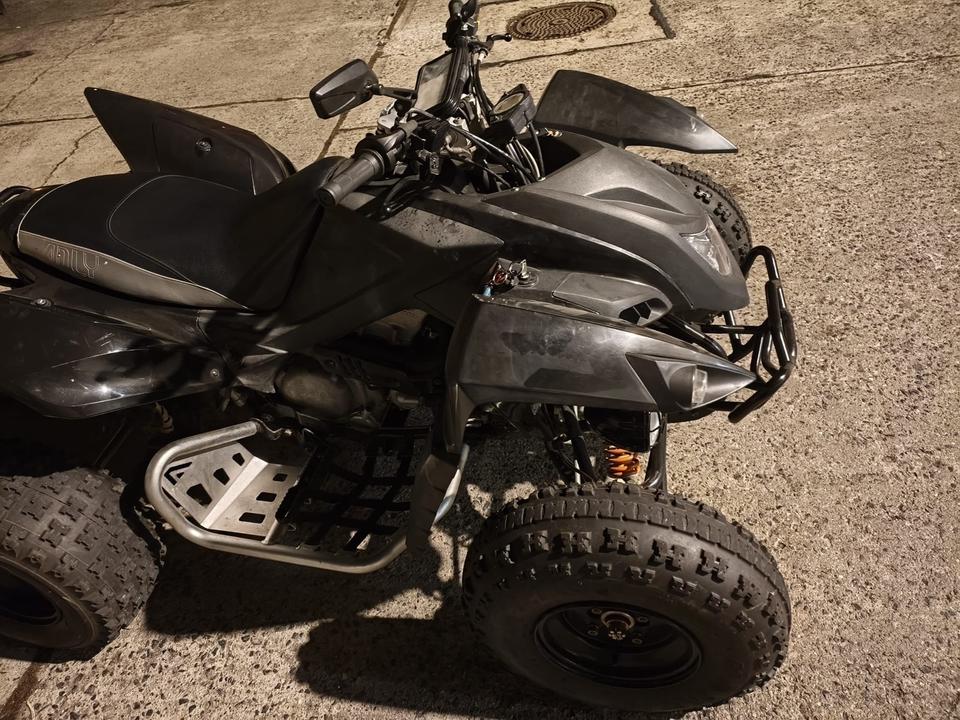 Weitere Motorräder Adly Hurricane 500s Quat ATV Tüv - Lof Zulassung 2014 — фото 6