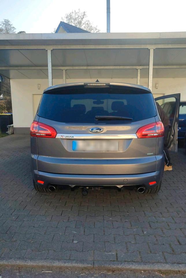 Ford S-Max 2014 — салон