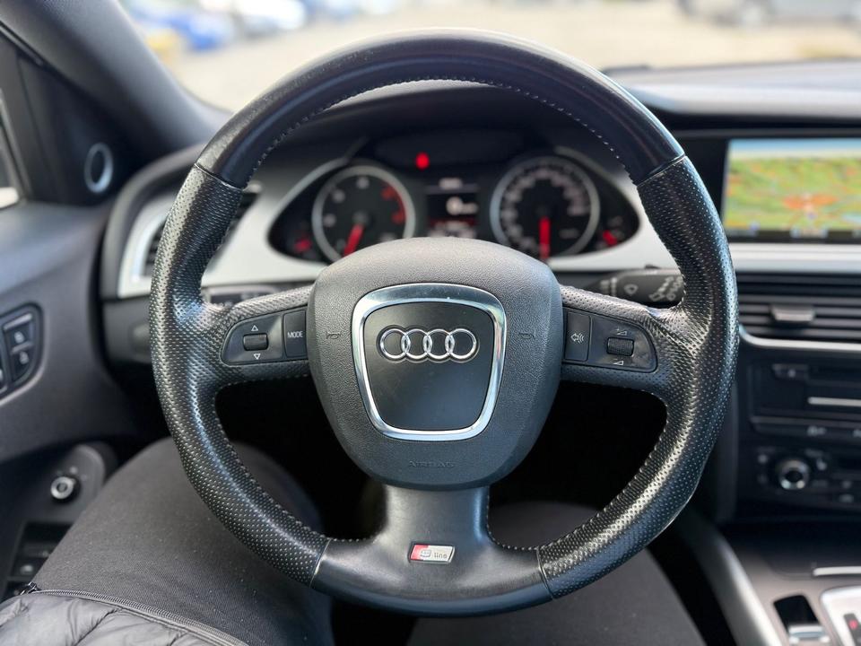 Audi A4 2010 — photo 18
