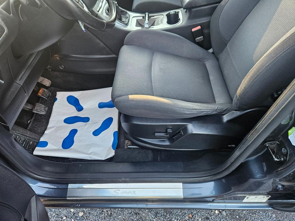 Ford S-Max 2009 — photo 7