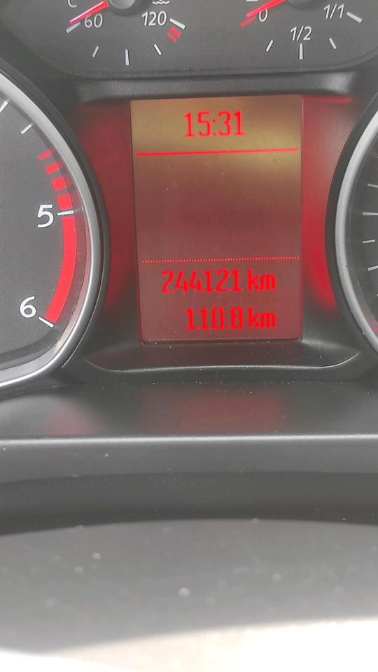 Ford S-Max 2011 — photo 13