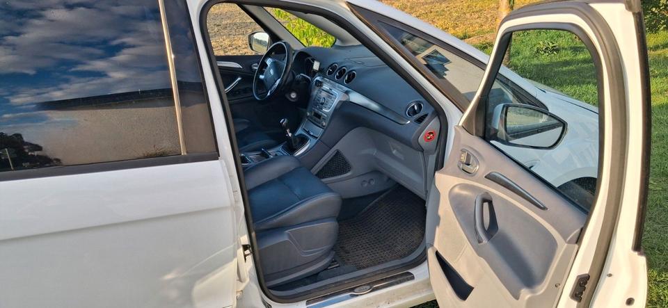 Ford S-Max 2009 — photo 5