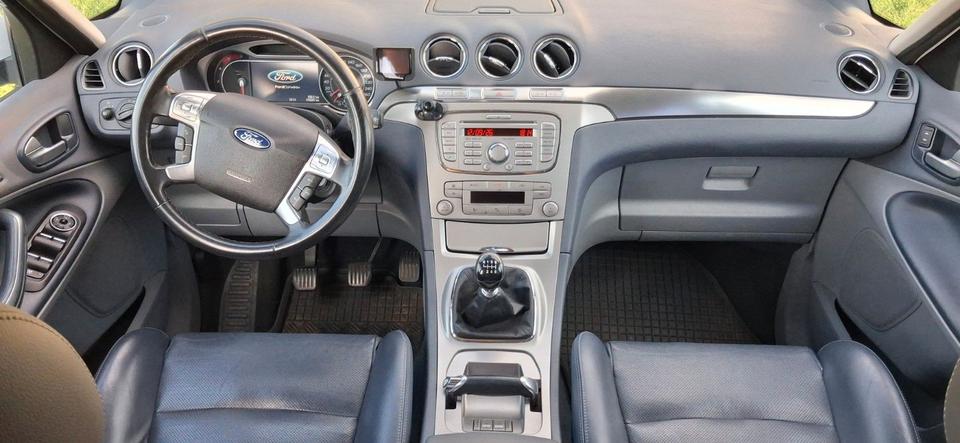 Ford S-Max 2009 — photo 9
