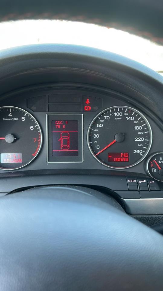 Audi A4 2005 — photo 7