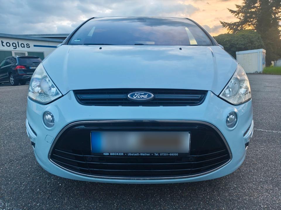 Ford S-Max 2012 — салон