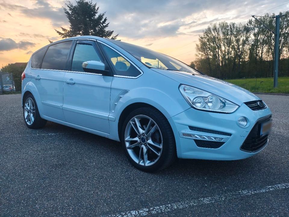 Ford S-Max 2012 — двигун