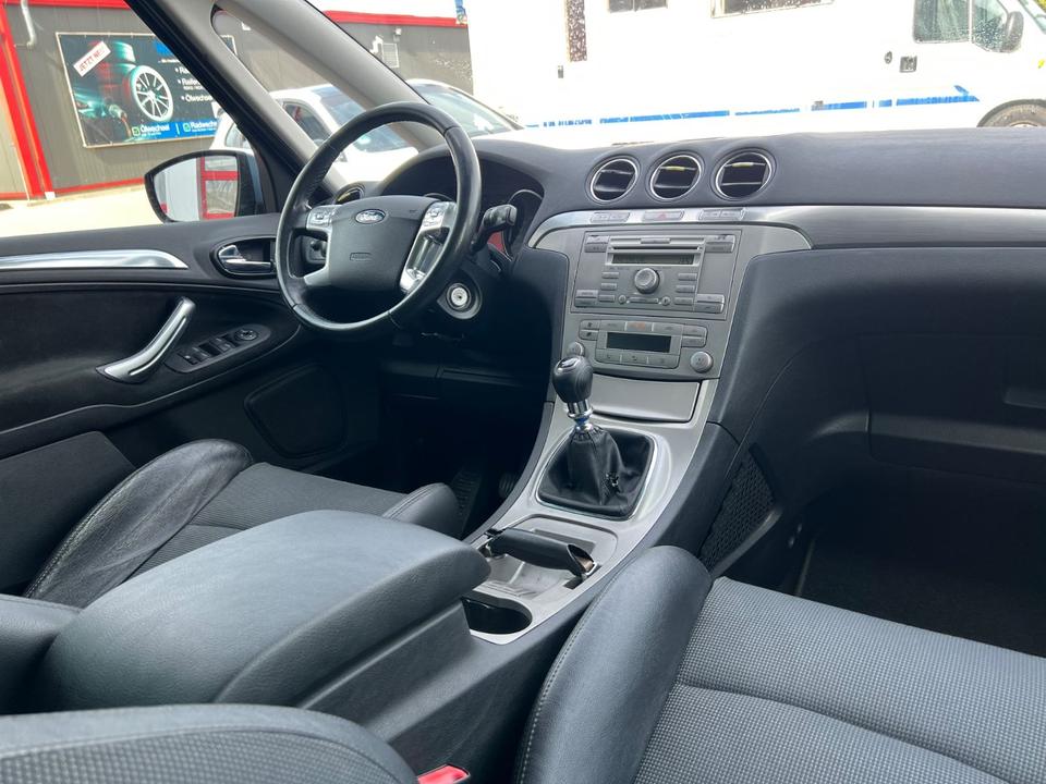 Ford S-Max 2007 — photo 18
