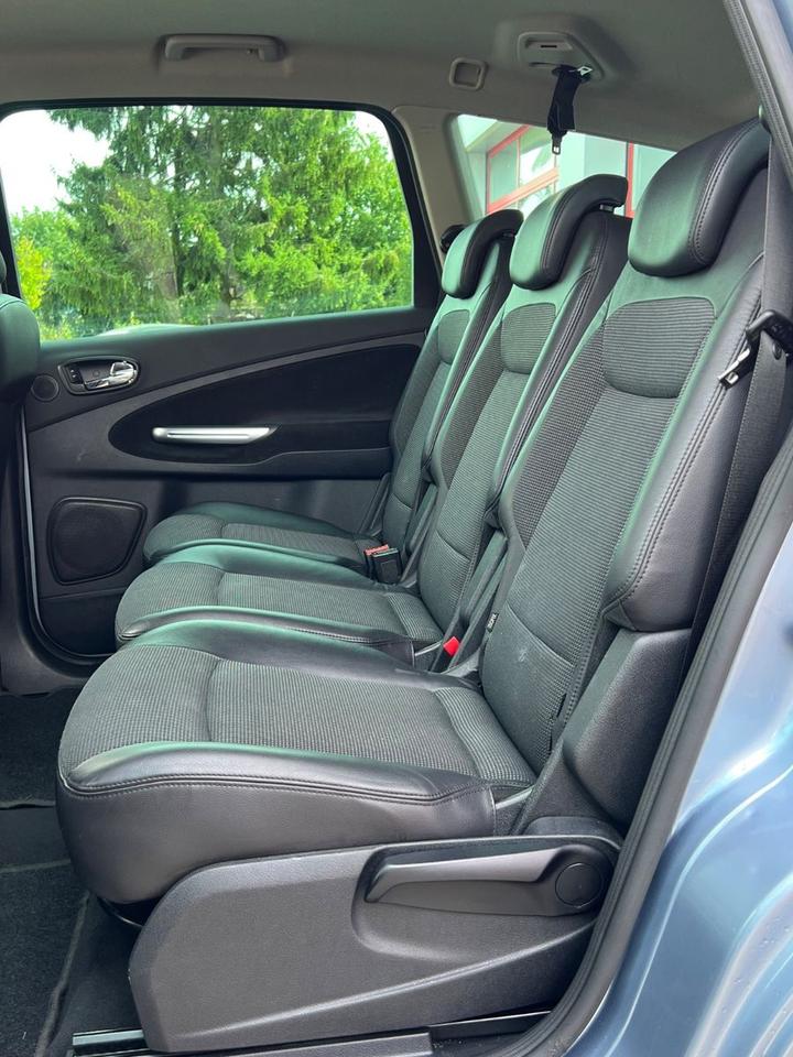 Ford S-Max 2007 — photo 26