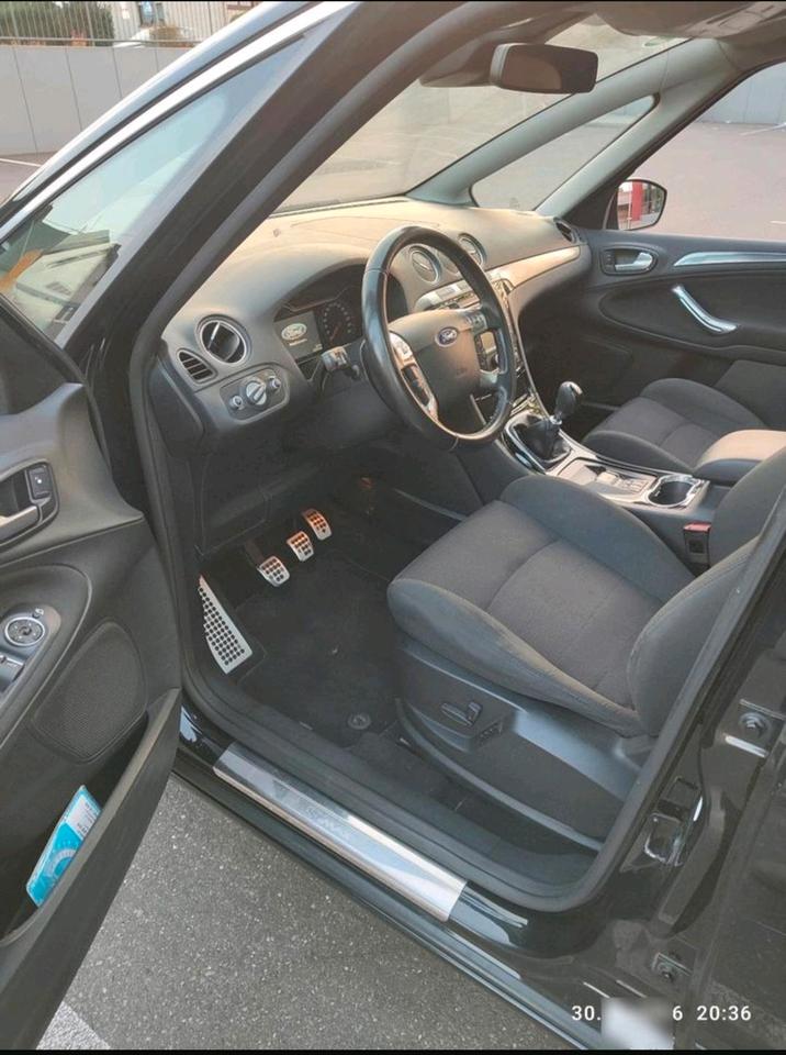 Ford S-Max 2012 — photo 7