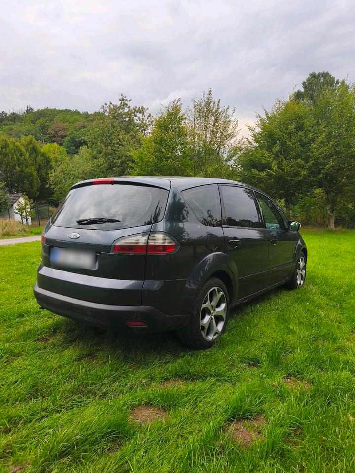 Ford S-Max 2006 — двигун